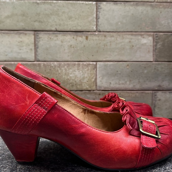 Miz Mooz Red Leather Shoes - Picture 12 of 13